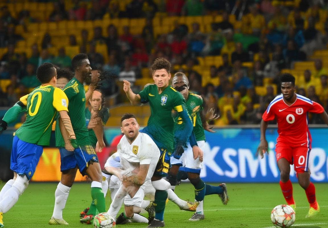 巴西VS朝鲜：下半场激战战术对决，巴西调整启示朝鲜未来潜力(图1)