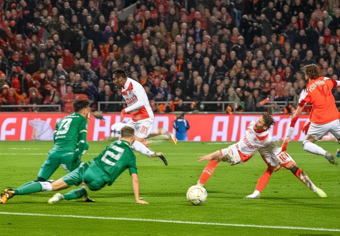 2019雷恩VS贝蒂斯：经典对决心理战术解析及赛后启示(图2)